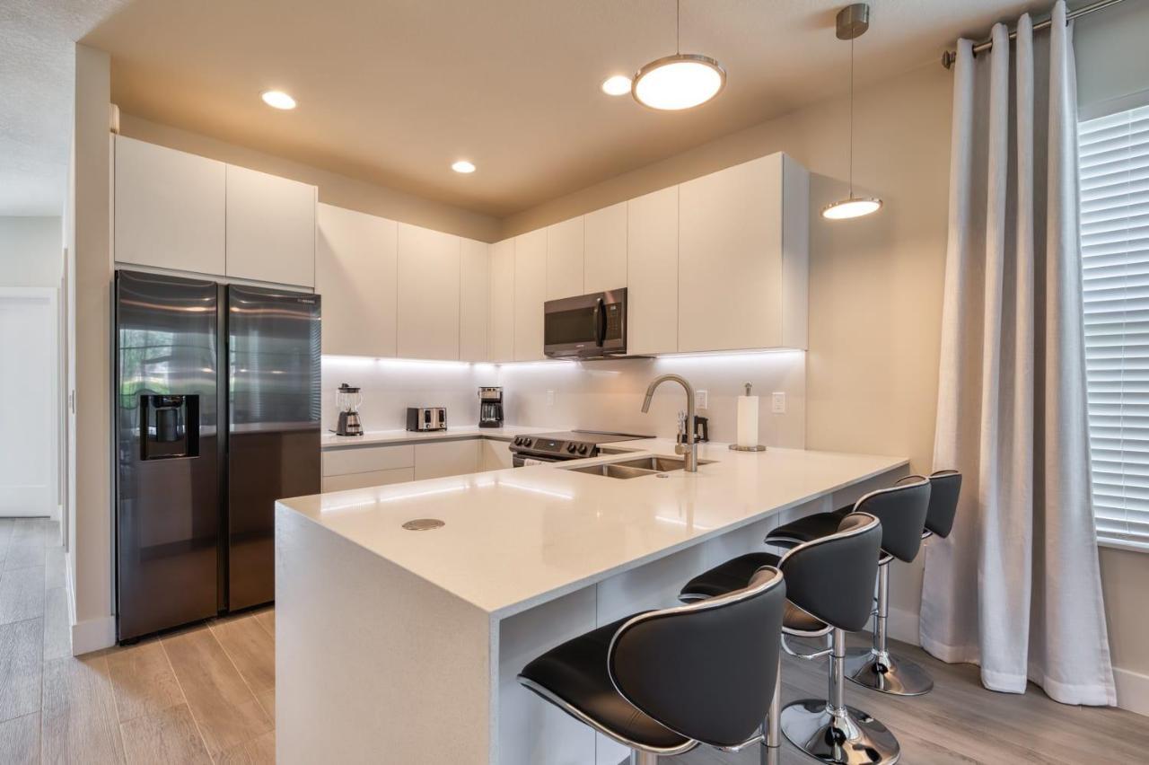 Comfortable Townhome With Private Pool Near Disney Four Corners Экстерьер фото